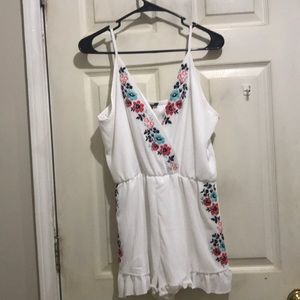 Adorable romper! Size L. Offers!! Never worn.